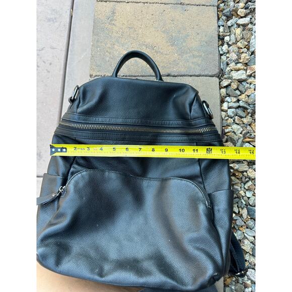 Heshe Black Leather Backpack main image 6